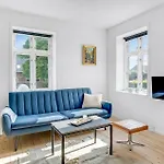Stunning In With Wifi Apartment *