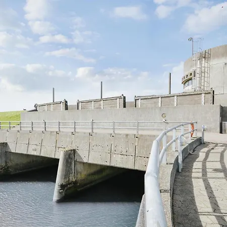 Stunning In With Wifi * Højer