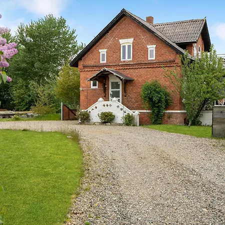 Stunning In With Wifi