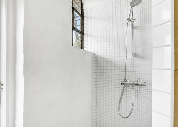 Stunning In With Wifi Lägenhet Højer