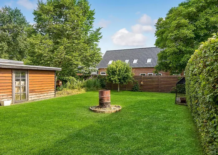 Stunning In With Wifi Lägenhet Højer